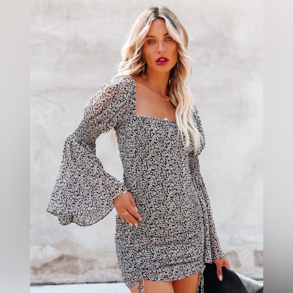 Vici Morris bell sleeved floral dress